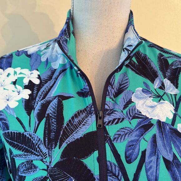 Tommy Bahama Active Quarter Zip.  NWT - Picture 2 of 12